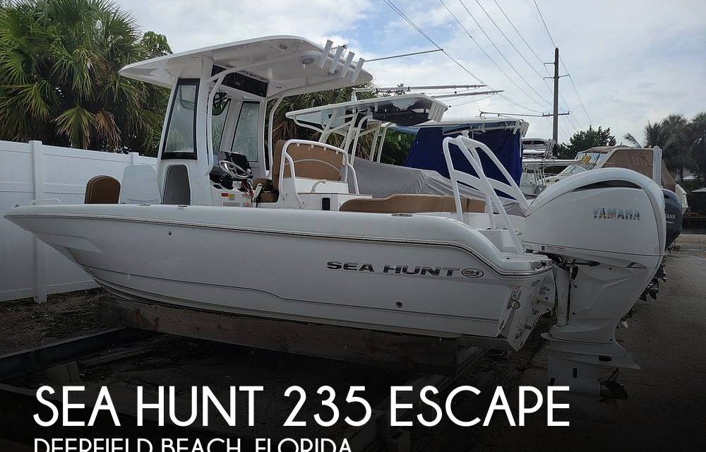 2023 Sea Hunt 23 Escape