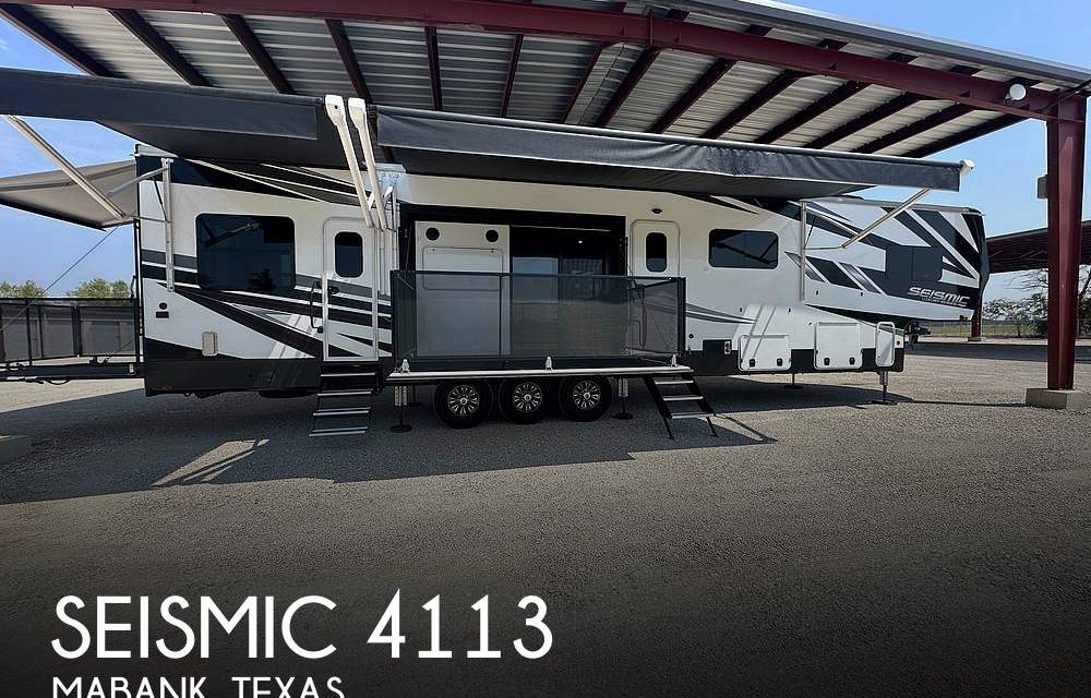 2023 Jayco Seismic 4113