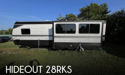 2022 Keystone Hideout 28RKS