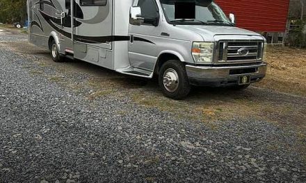 2010 Winnebago Aspect 30C