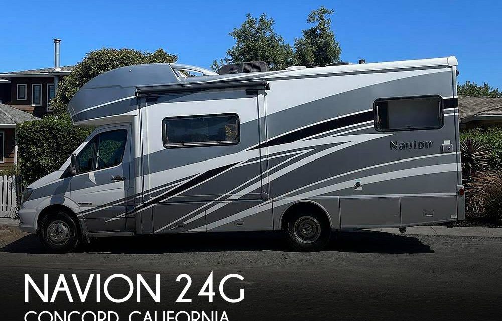 2017 Winnebago Navion 24G