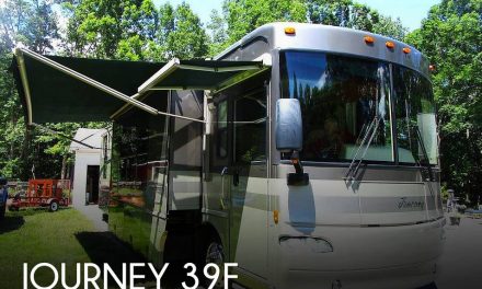 2005 Winnebago Journey 39F