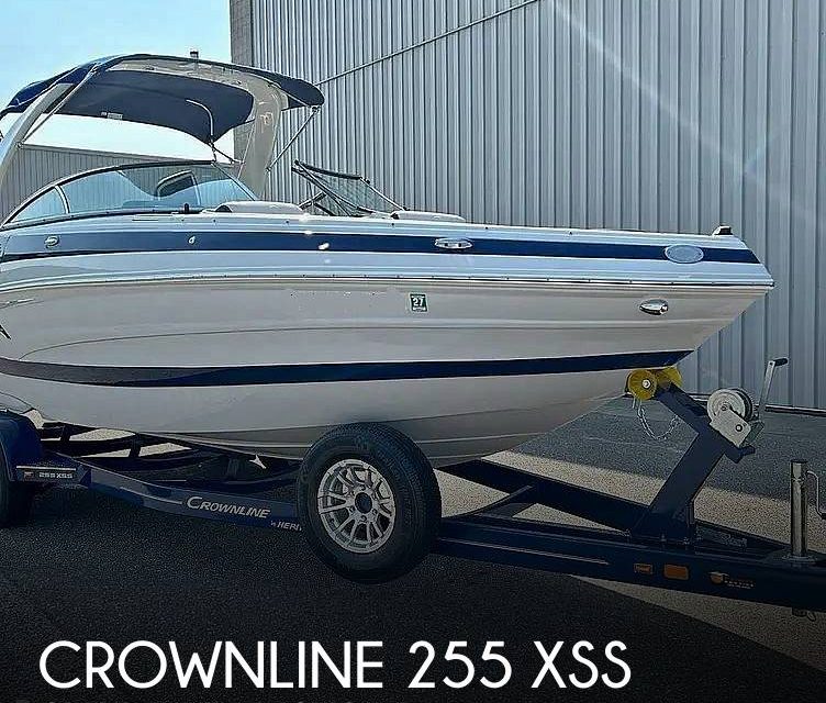 2021 Crownline 255 XSS