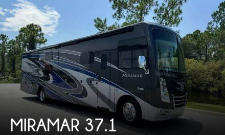 2021 Thor Motor Coach Miramar 37.1