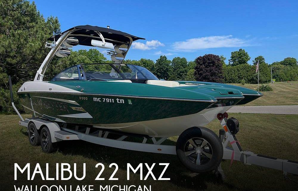 2013 Malibu 22 MXZ