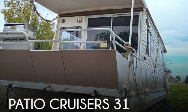 1990 Patio Cruisers 31