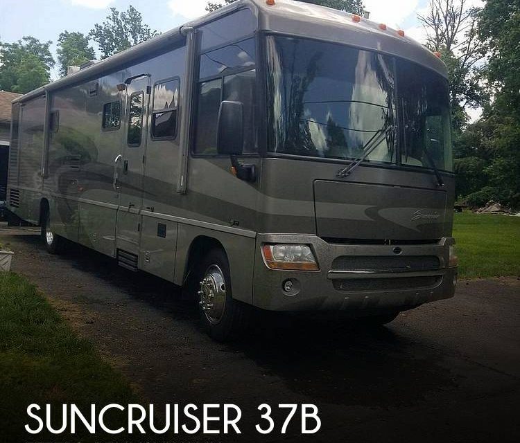 2005 Itasca Suncruiser 37B