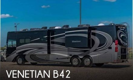 2022 Thor Motor Coach Venetian B42