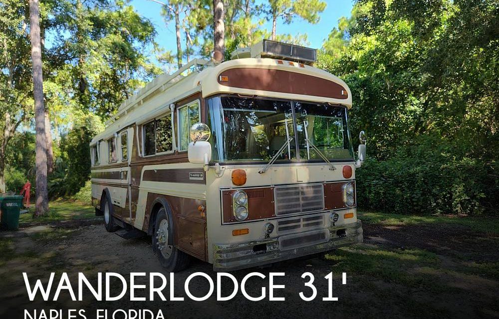 1978 Bluebird Wanderlodge 31 Side Bath