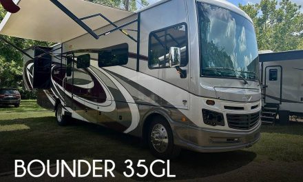 2023 Fleetwood Bounder 35GL