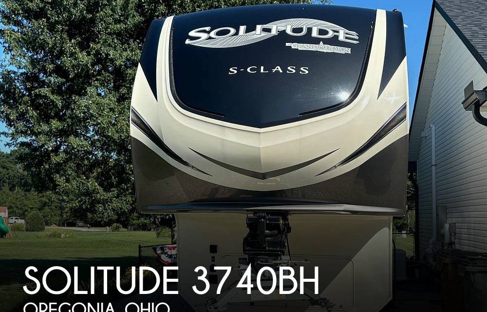 2019 Grand Design Solitude 3740BH