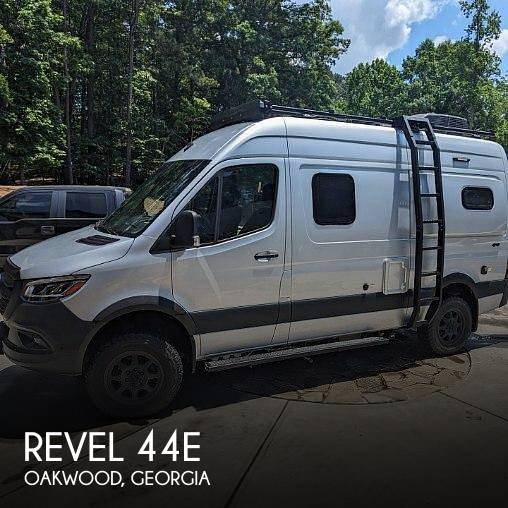 2020 Winnebago Revel 44E