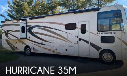 2019 Thor Motor Coach Hurricane 35M