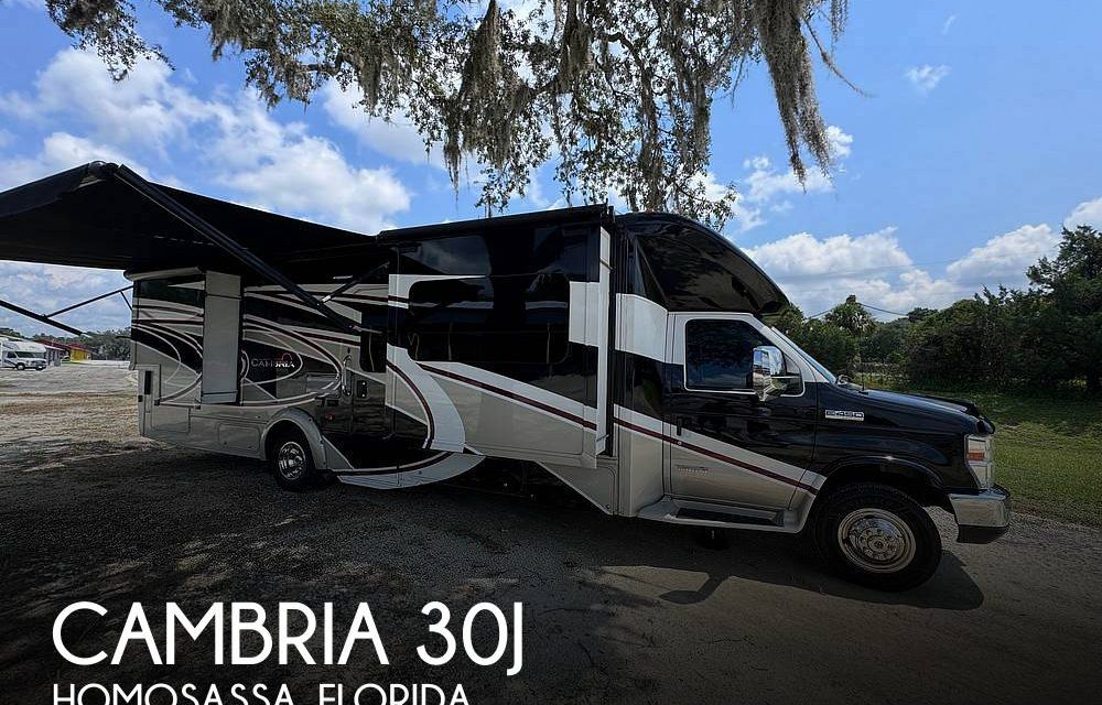 2017 Winnebago Cambria 30J