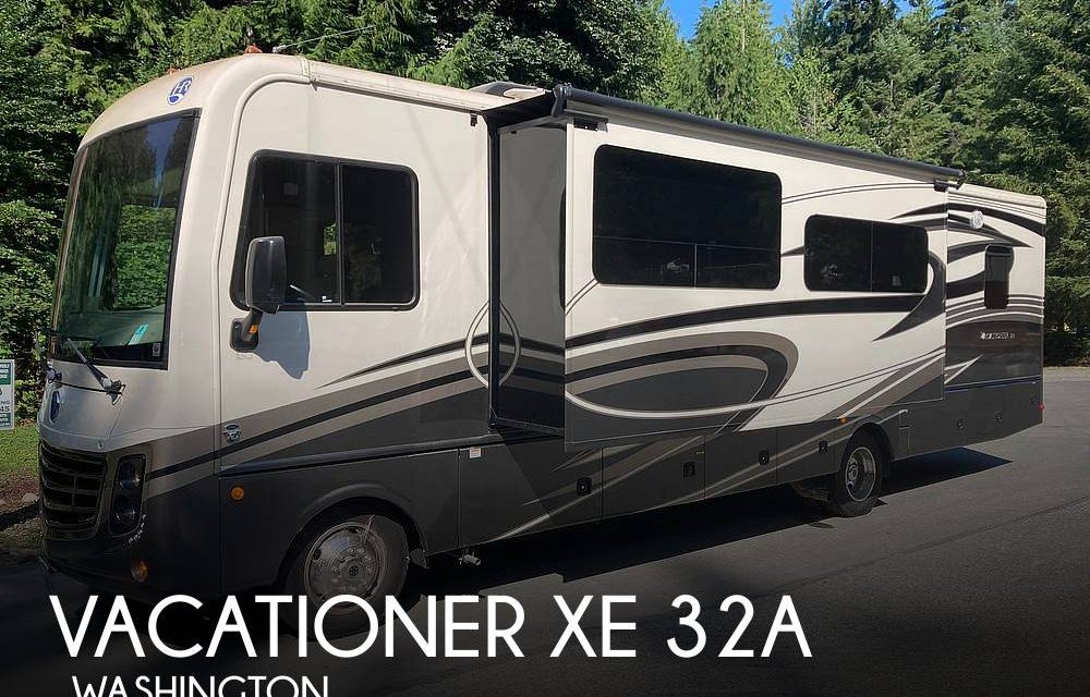 2017 Holiday Rambler Vacationer XE 32A