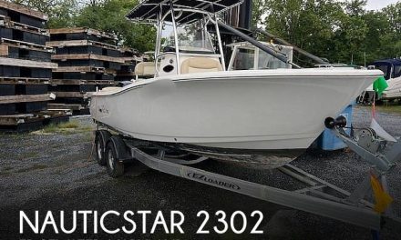 2022 NauticStar 2302 Legacy