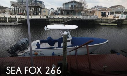 2017 Sea Fox 266 Commander