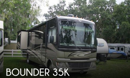 2013 Fleetwood Bounder 35K