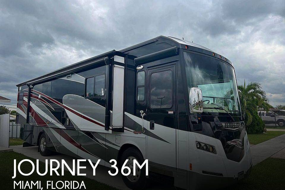 2013 Winnebago Journey 36M