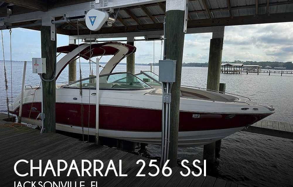 2005 Chaparral 256 SSI