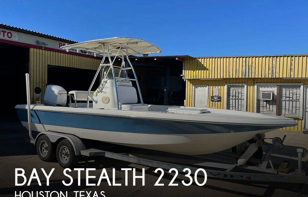 2004 Bay Stealth 2230