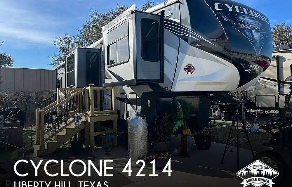 2021 Heartland Cyclone 4214