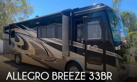 2018 Tiffin Allegro Breeze 33BR