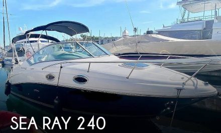 2011 Sea Ray 240 Sundancer