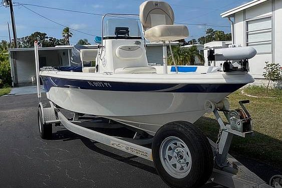 2015 NauticStar Nautic Bay 1810