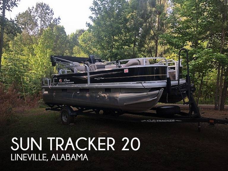 2021 Sun Tracker 20 DLX Party Barge