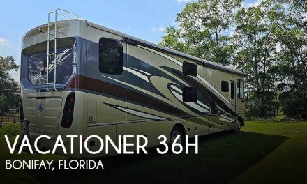 2017 Holiday Rambler Vacationer 36H