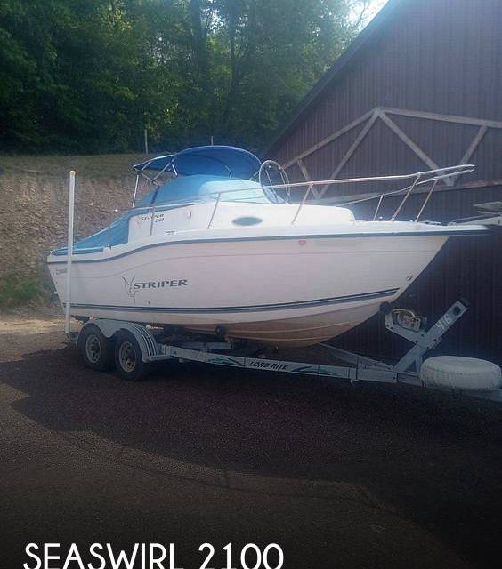 1999 Seaswirl 2100 Striper WA