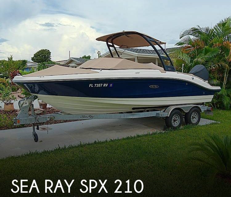 2019 Sea Ray SPX 210