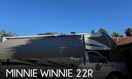 2019 Winnebago Minnie Winnie 22R