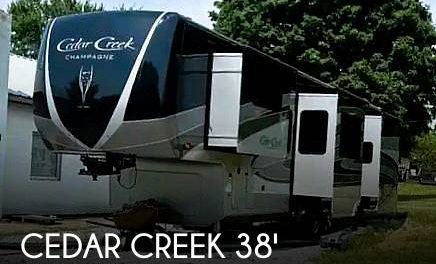 2020 Forest River Cedar Creek Champagne 38efk