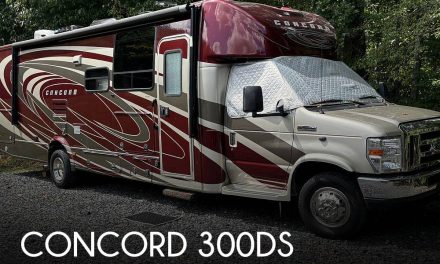 2018 Coachmen Concord 300DS