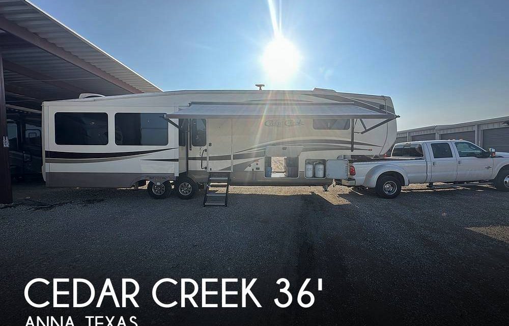 2018 Forest River Cedar Creek HATHAWAY 36CK2