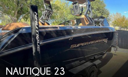 2020 Nautique G23 Wakeboard Board