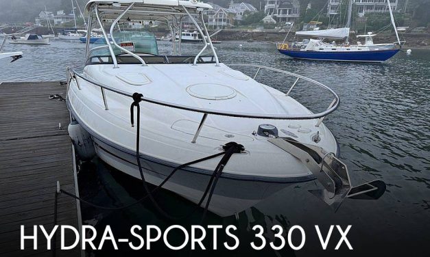 2005 Hydra-Sports 330 VX