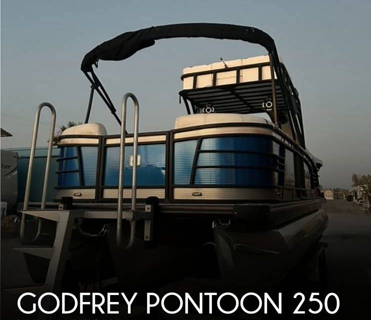 2019 Godfrey Pontoon 250