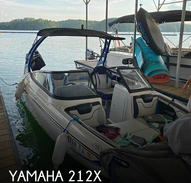 2019 Yamaha 212x