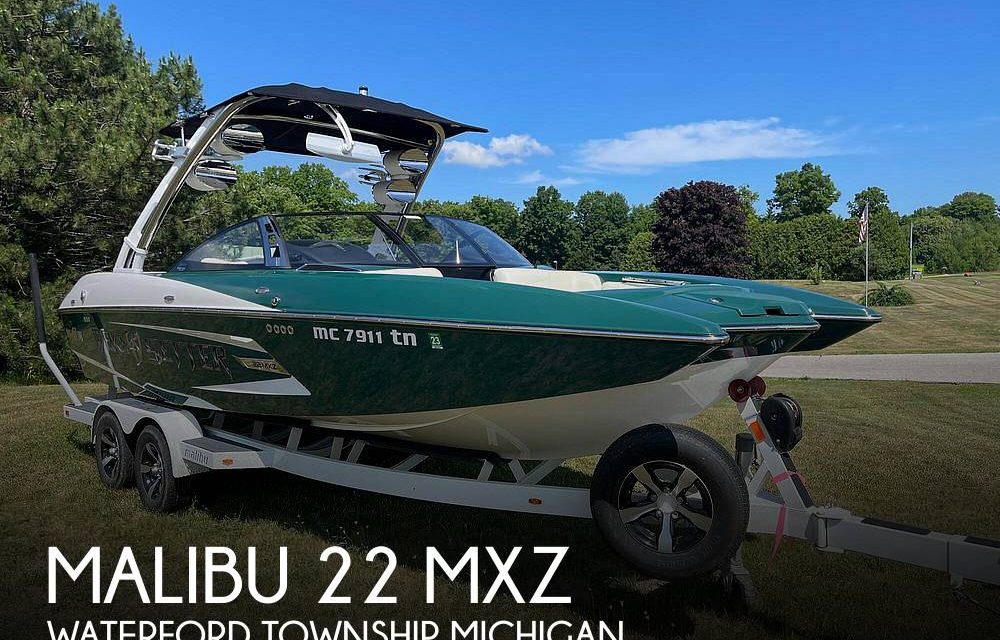 2013 Malibu 22 MXZ