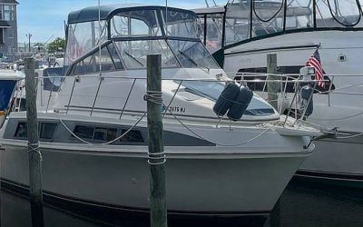 1996 Carver 330 Mariner