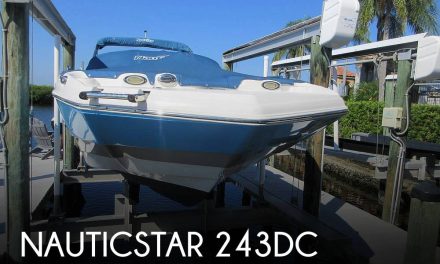 2017 NauticStar 243dc