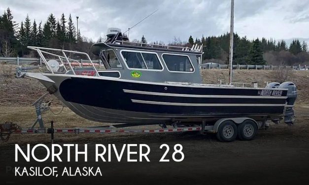 2018 North River 28 Sounder