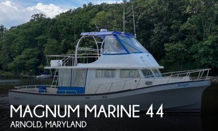 2002 Magnum Marine 44 Sport