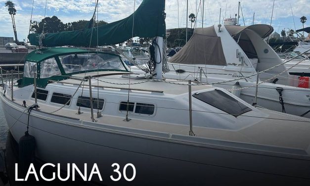 1985 Laguna 30