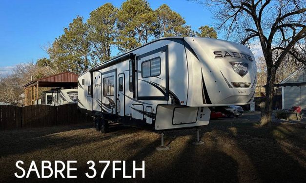 2022 Forest River Sabre 37FLH