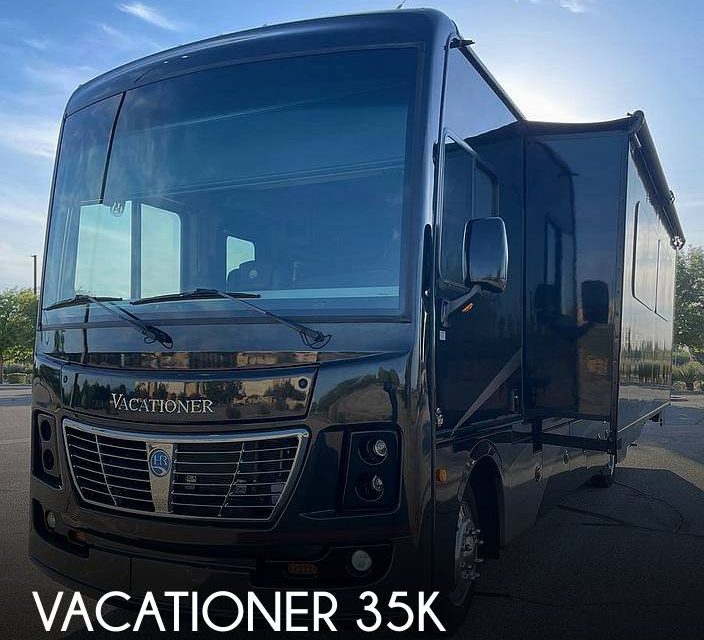 2020 Holiday Rambler Vacationer 35K