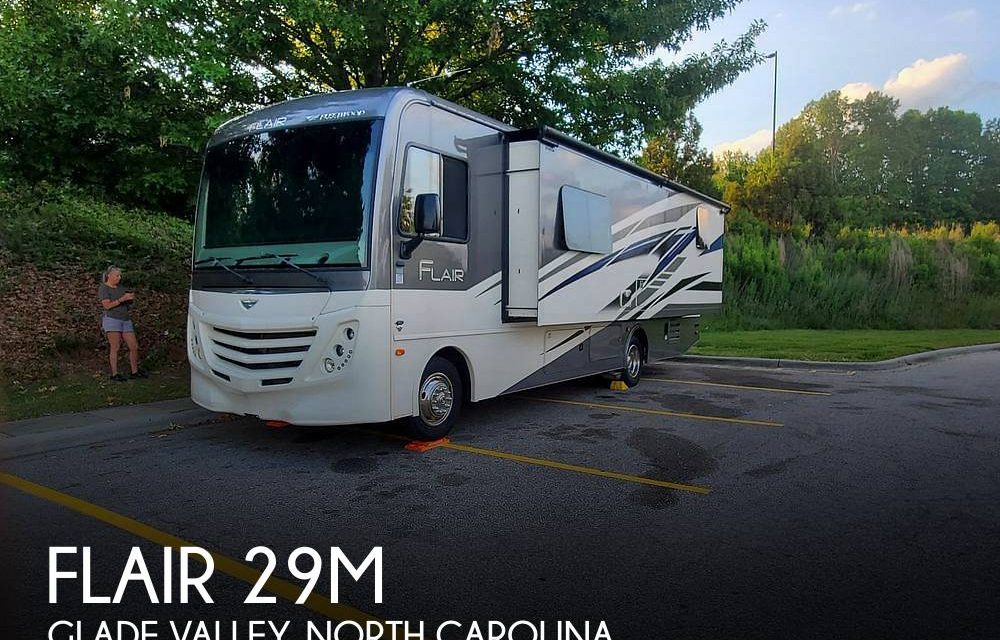 2021 Fleetwood Flair 29M